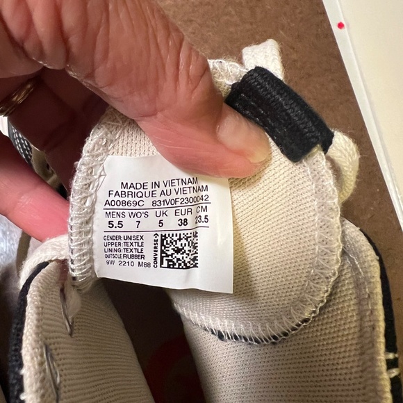 Converse Black and White High-Top Sneakers - Picture 6 of 6